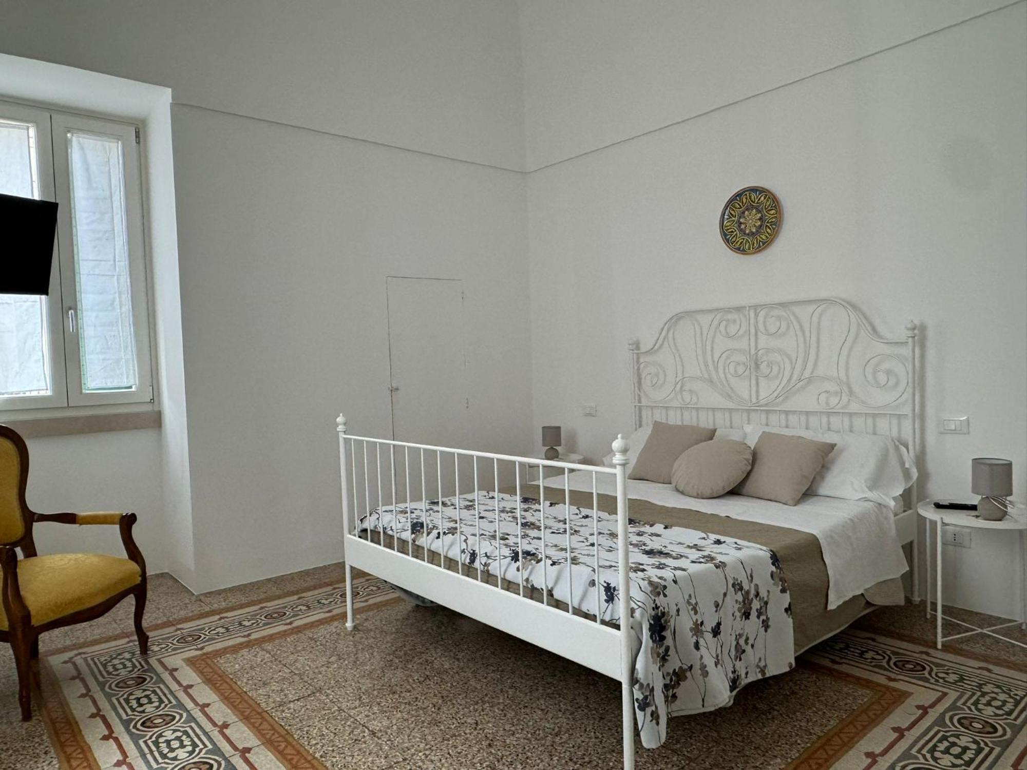 Апартаменты Locazione Turistica Casa Maria Монополи Экстерьер фото